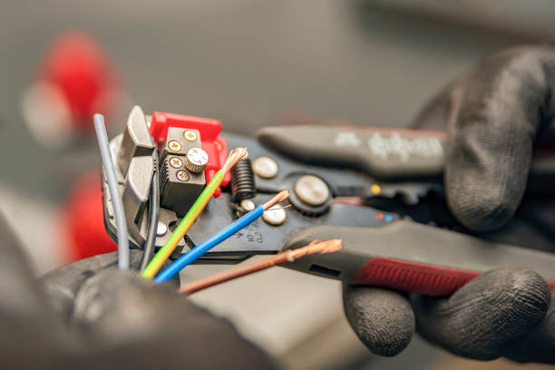 Best Home Electrical Repair  in Oakland, OR